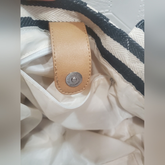 Nautica Beach Bag open top with inside pocket - Picture 11 of 11